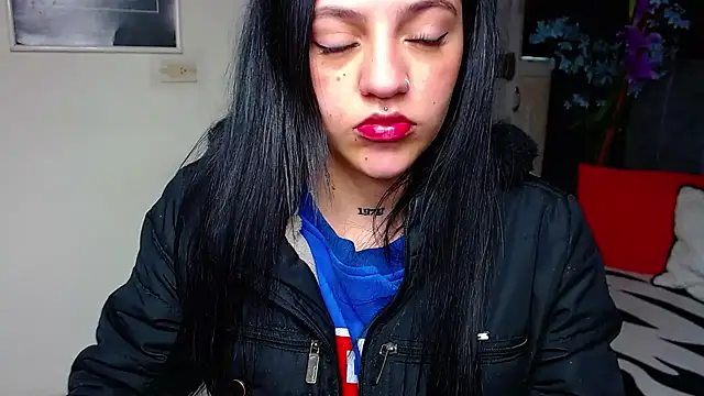 Snapshot of Violettasquirt chatting on 20, 2, 2026 Violettasquirt online show from 20, 2, 2026