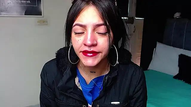 Snapshot of Violettasquirt chatting on 26, 2, 2026 Violettasquirt online show from 26, 2, 2026