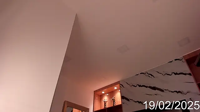 Isabel Escorcia online show from 19, 2, 2025