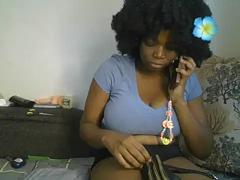 Snapshot of Cocoh_ chatting on 9, 11, 2025 Cocoh online show from 9, 11, 2025