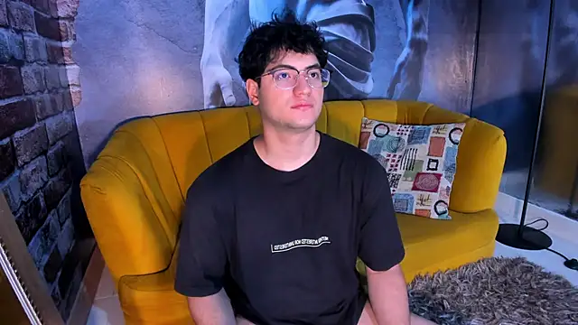 Snapshot of Mark_Evans1_ chatting on 1, 3, 2025 Mark Evans1  online show from 1, 3, 2025