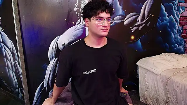 Snapshot of Mark_Evans1_ chatting on 8, 3, 2025 Mark Evans1  online show from 8, 3, 2025