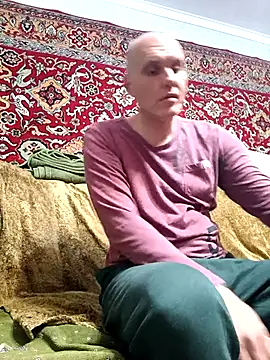 Pineapple04 online show from 29, 10, 2025