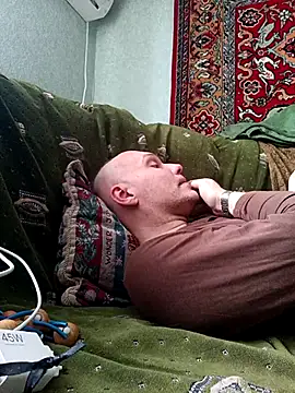 Pineapple04 online show from 18, 2, 2026