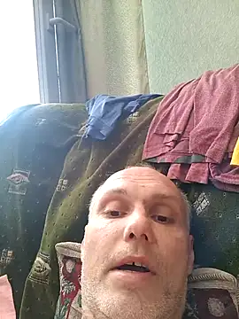 Pineapple04 online show from 21, 5, 2026