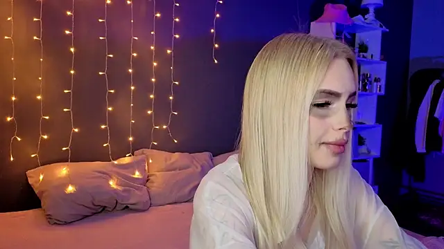 Snapshot of aneta_alisha chatting on 30, 10, 2025 aneta alisha online show from 30, 10, 2025