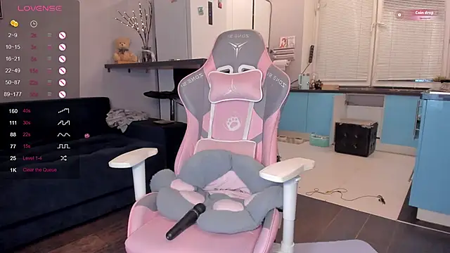 Snapshot of wwildfox chatting on 7, 3, 2025 wwildfox online show from 7, 3, 2025