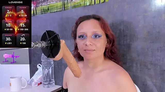 Snapshot of Issys_milf chatting on 10, 7, 2026 Issys milf online show from 10, 7, 2026