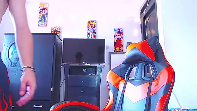 ADAM HOT online show from 10, 4, 2026