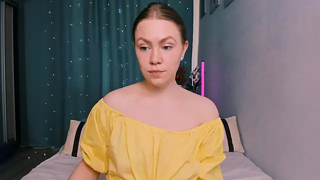 Snapshot of InsatiableFoxX chatting on 22, 5, 2026 InsatiableFoxX online show from 22, 5, 2026