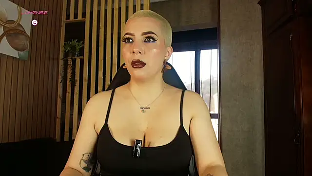 Camila Chainn online show from 26, 2, 2026