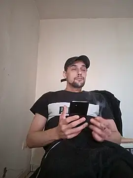Snapshot of kx93 chatting on 1, 2, 2026 kx93 online show from 1, 2, 2026
