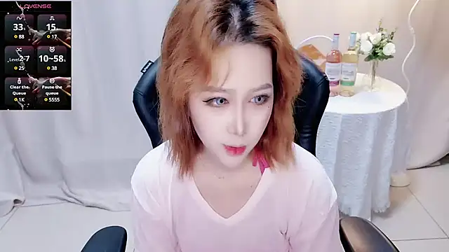 Snapshot of Angelababy001 chatting on 12, 3, 2025 Angelababy001 online show from 12, 3, 2025