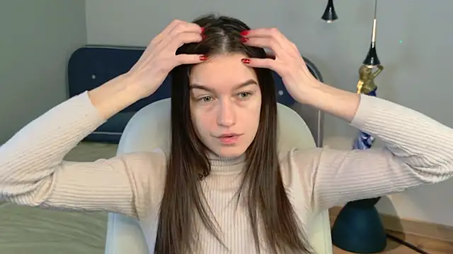 Snapshot of Alice__grace chatting on 13, 12, 2024 Alice  grace online show from 13, 12, 2024