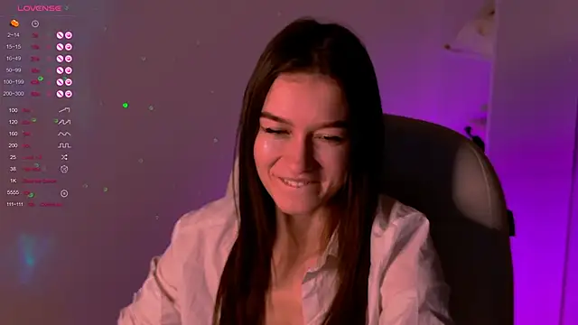 Snapshot of Alice__grace chatting on 14, 12, 2024 Alice  grace online show from 14, 12, 2024