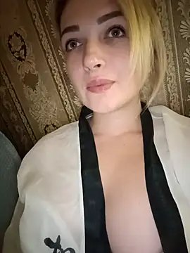 KateCrystal7 online show from 4, 11, 2025