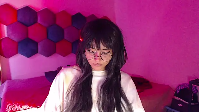 liz-beths online show from 28, 2, 2025