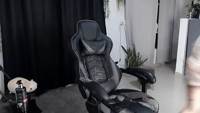 liz-beths online show from 3, 2, 2026