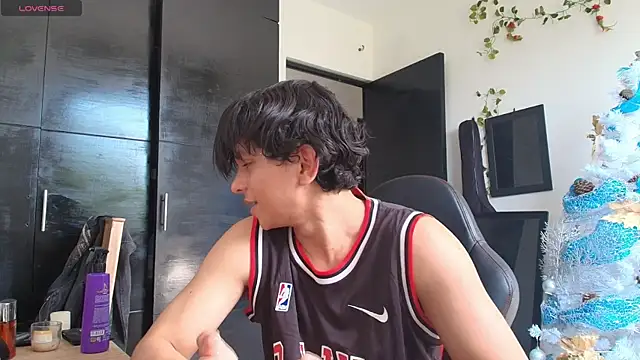 Haruto2001 online show from 16, 12, 2024