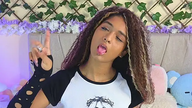 Snapshot of baby_kaliope chatting on 22, 2, 2025 baby kaliope online show from 22, 2, 2025