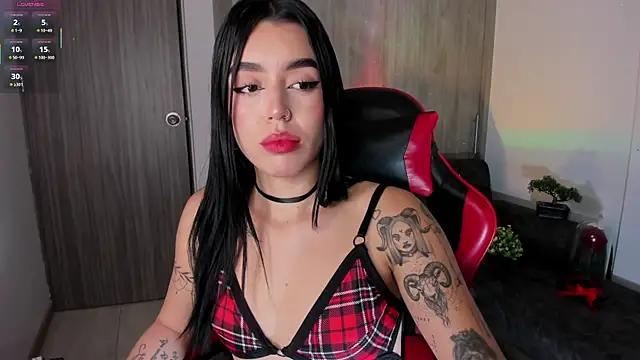 Snapshot of zoee_jackson chatting on 11, 3, 2026 zoee jackson online show from 11, 3, 2026