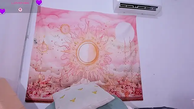 LilitRobins online show from 11, 11, 2025