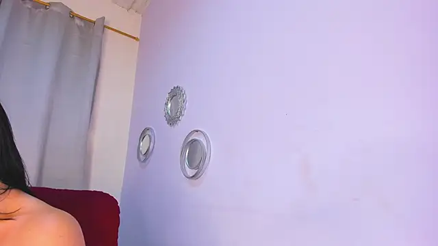 LunaMontiel online show from 15, 2, 2025