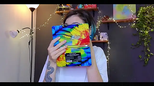 Snapshot of alicekiit chatting on 20, 12, 2024 alicekiit online show from 20, 12, 2024