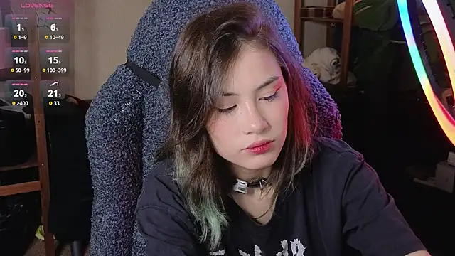 Snapshot of alicekiit chatting on 21, 10, 2025 alicekiit online show from 21, 10, 2025