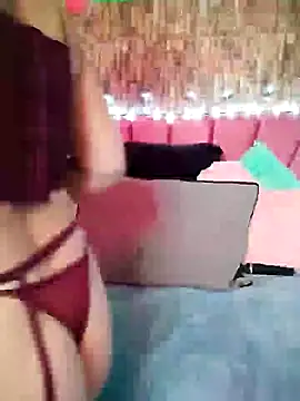 Isabelle Lov18 online show from 13, 12, 2024