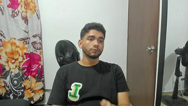 Snapshot of Dante_Damare chatting on 15, 12, 2024 Dante Damare online show from 15, 12, 2024