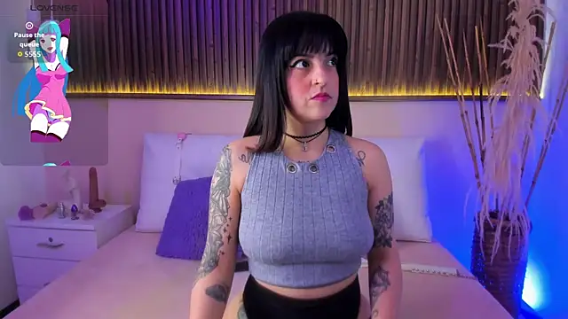 Liz grey  online show from 6, 2, 2026