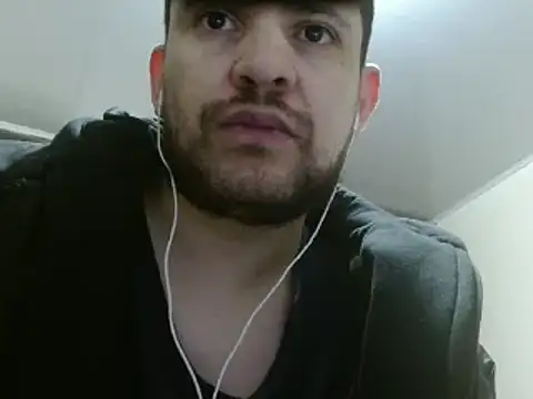 camiloking1720 online show from 4, 2, 2025