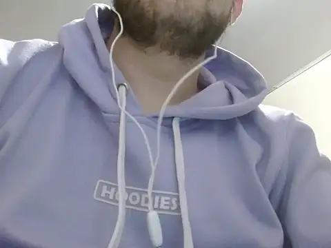 camiloking1720 online show from 9, 9, 2025