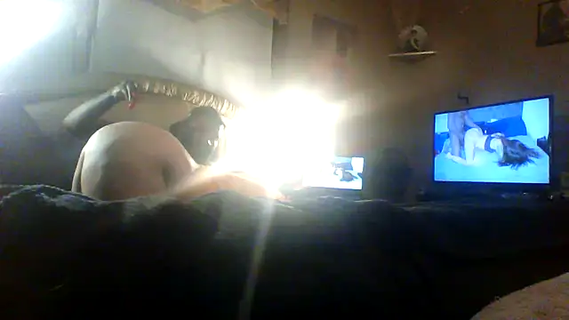 nora lane online show from 11, 1, 2025