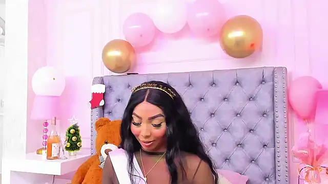 HaileeRoberts online show from 18, 12, 2025