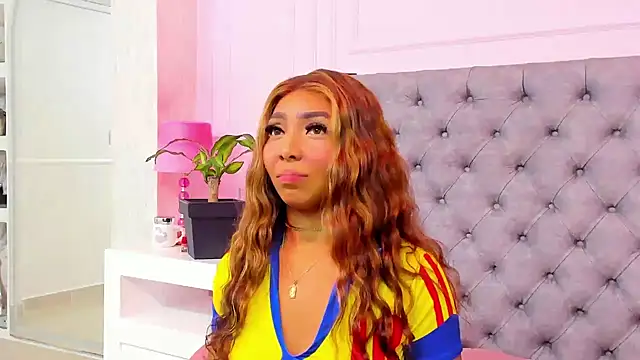 HaileeRoberts online show from 4, 3, 2026