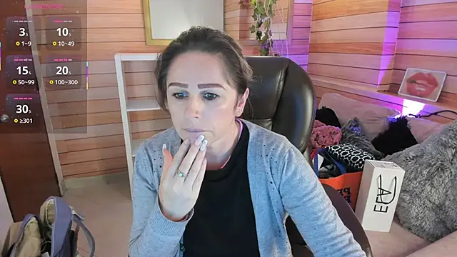 Victoria collins 1 online show from 25, 2, 2026