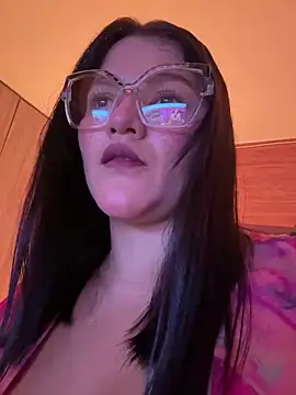 Snapshot of yey_bdsm chatting on 31, 5, 2026 yey bdsm online show from 31, 5, 2026