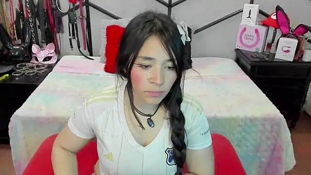 Snapshot of AlanaLuck chatting on 9, 2, 2026 AlanaLuck online show from 9, 2, 2026