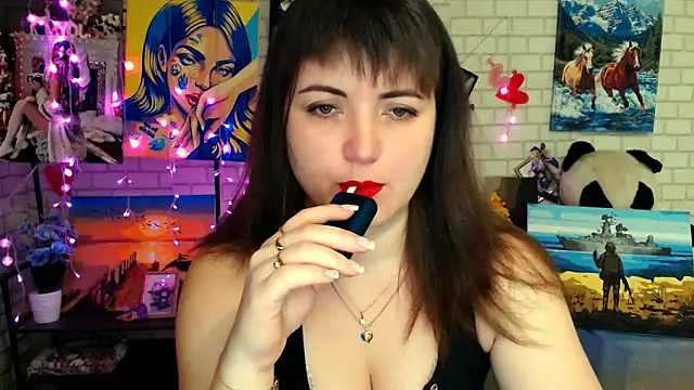 Snapshot of Darina_M_ chatting on 10, 2, 2026 Darina M online show from 10, 2, 2026