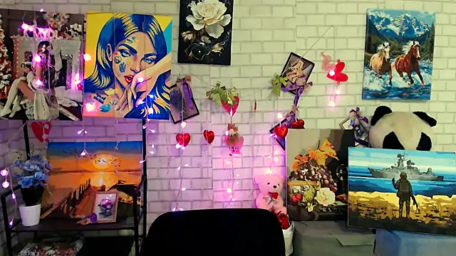 Snapshot of Darina_M_ chatting on 12, 2, 2026 Darina M online show from 12, 2, 2026