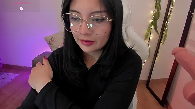 Snapshot of Hannya_moon chatting on 5, 5, 2026 Hannya moon online show from 5, 5, 2026