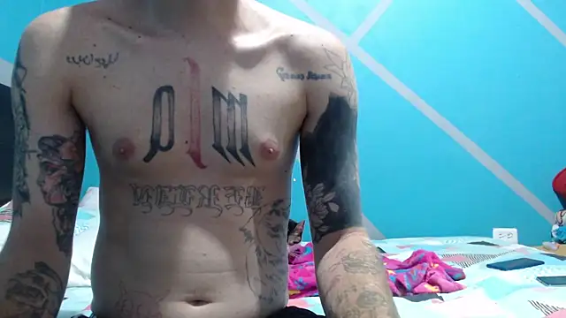 Snapshot of Nanna_and_Balder chatting on 26, 10, 2025 Nanna and Balder online show from 26, 10, 2025