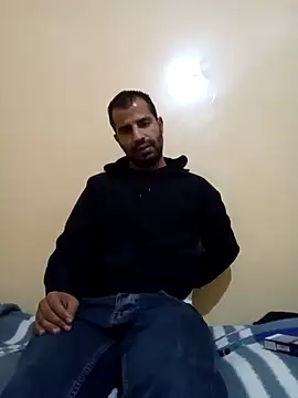 Snapshot of Bisex_activ19 chatting on 8, 12, 2024 Bisex activ19 online show from 8, 12, 2024