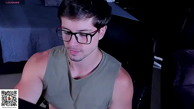 Snapshot of ADAM_BOUTON_ chatting on 16, 6, 2026 ADAM BOUTON online show from 16, 6, 2026