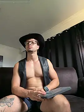 Snapshot of ADAM_BOUTON_ chatting on 23, 7, 2026 ADAM BOUTON online show from 23, 7, 2026