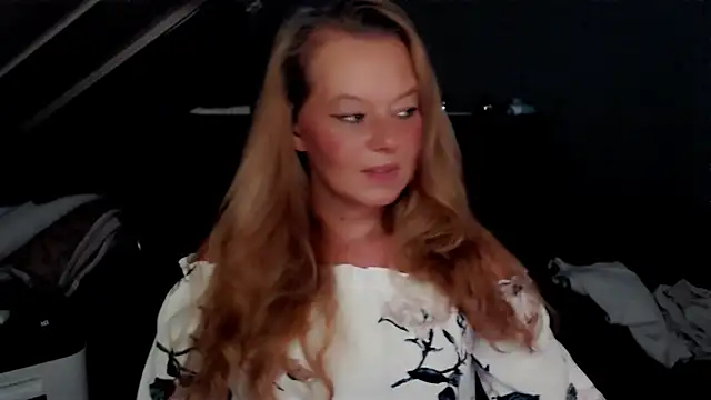 roxanna24 online show from 8, 7, 2026