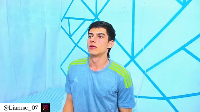 Snapshot of liam_scott77 chatting on 20, 11, 2025 liam scott77 online show from 20, 11, 2025