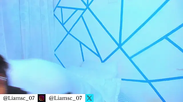 Snapshot of liam_scott77 chatting on 24, 11, 2025 liam scott77 online show from 24, 11, 2025